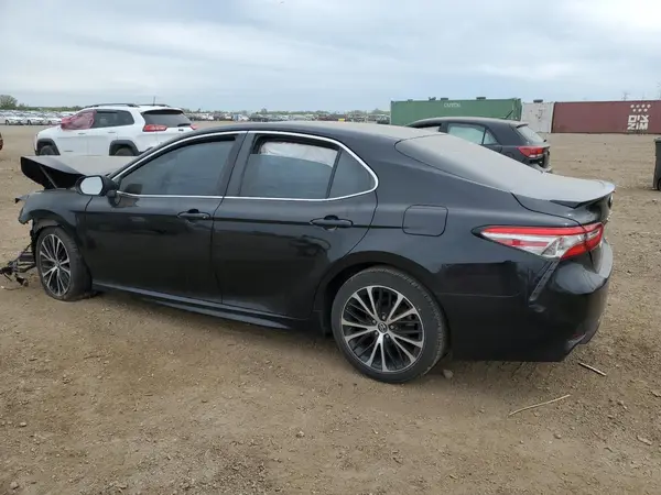 4T1B11HKXJU590506 2018 TOYOTA CAMRY - Image 2