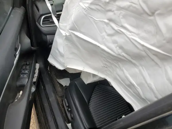 4T1B11HKXJU590506 2018 TOYOTA CAMRY - Image 8