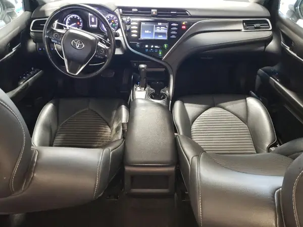 4T1B11HKXJU591302 2018 TOYOTA CAMRY - Image 8