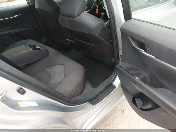 4T1B11HKXJU593986 2018 TOYOTA CAMRY - Image 8