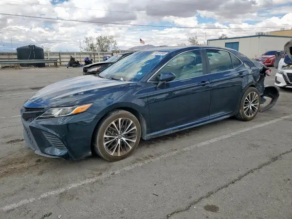4T1B11HKXJU594362 2018 TOYOTA CAMRY - Image 1