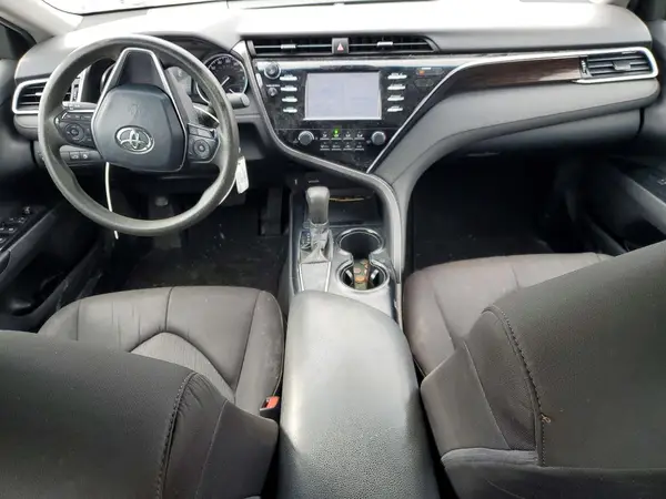 4T1B11HKXJU597049 2018 TOYOTA CAMRY - Image 8