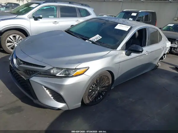 4T1B11HKXJU598301 2018 TOYOTA CAMRY - Image 2