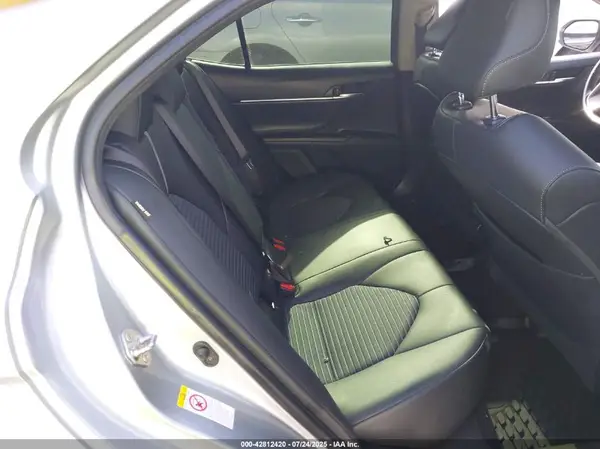 4T1B11HKXJU598301 2018 TOYOTA CAMRY - Image 8