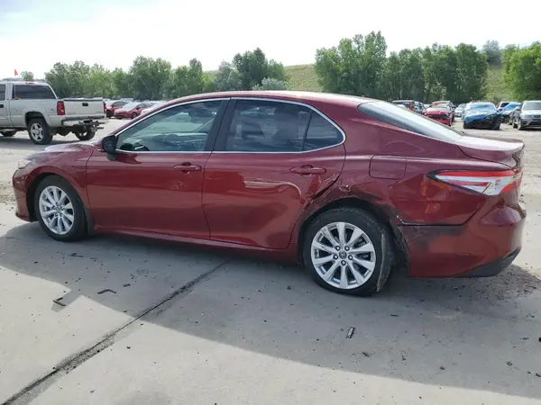 4T1B11HKXJU599366 2018 TOYOTA CAMRY - Image 2