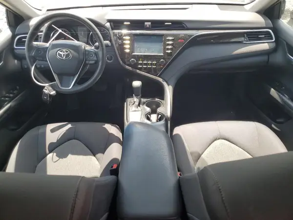 4T1B11HKXJU600354 2018 TOYOTA CAMRY - Image 8