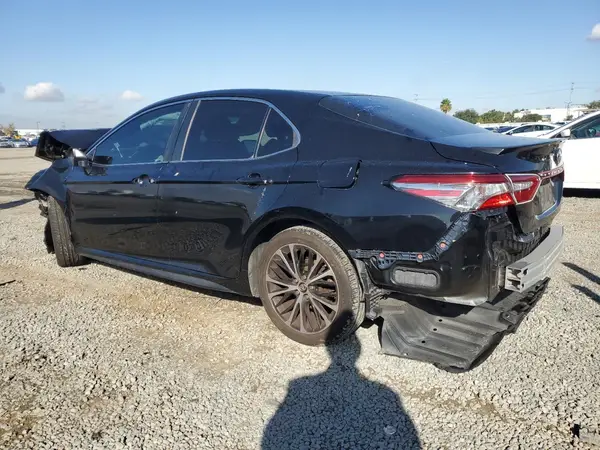 4T1B11HKXJU603593 2018 TOYOTA CAMRY - Image 2