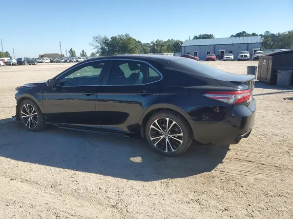 4T1B11HKXJU610091 2018 TOYOTA CAMRY - Image 2