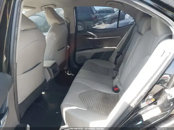 4T1B11HKXJU610799 2018 TOYOTA CAMRY - Image 8