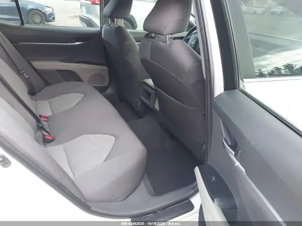 4T1B11HKXJU610978 2018 TOYOTA CAMRY - Image 8
