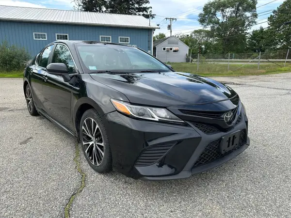 4T1B11HKXJU612956 2018 TOYOTA CAMRY - Image 1