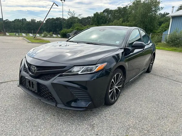 4T1B11HKXJU612956 2018 TOYOTA CAMRY - Image 2