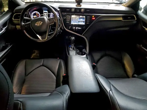 4T1B11HKXJU614318 2018 TOYOTA CAMRY - Image 8