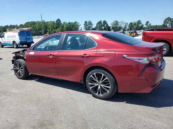 4T1B11HKXJU616263 2018 TOYOTA CAMRY - Image 2