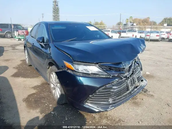4T1B11HKXJU620801 2018 TOYOTA CAMRY - Image 1