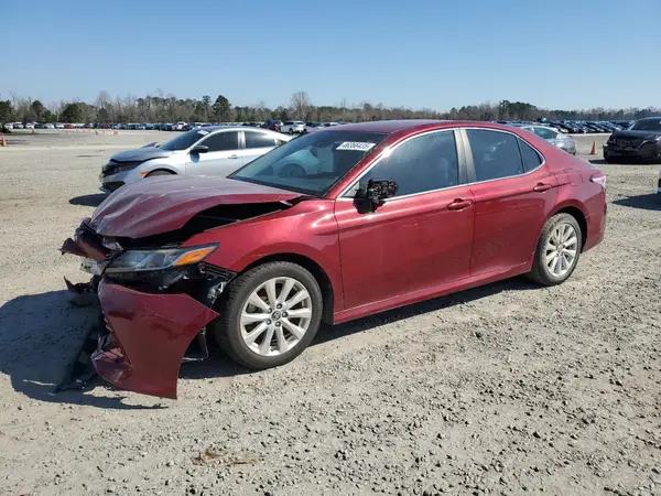 4T1B11HKXJU624010 2018 TOYOTA CAMRY - Image 1