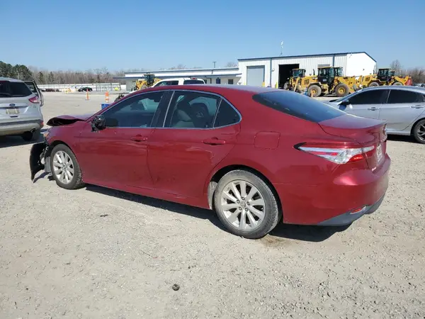 4T1B11HKXJU624010 2018 TOYOTA CAMRY - Image 2