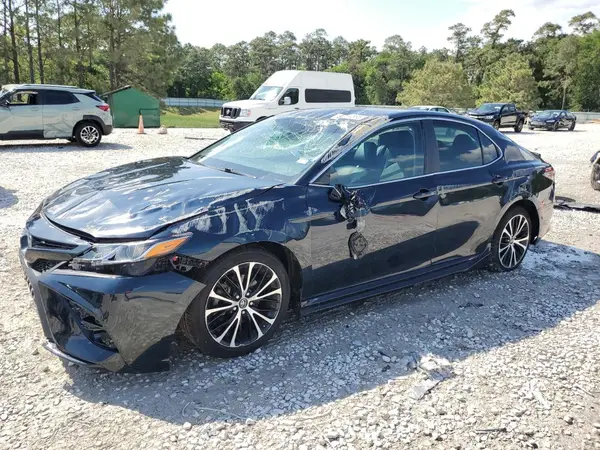 4T1B11HKXJU630700 2018 TOYOTA CAMRY - Image 1