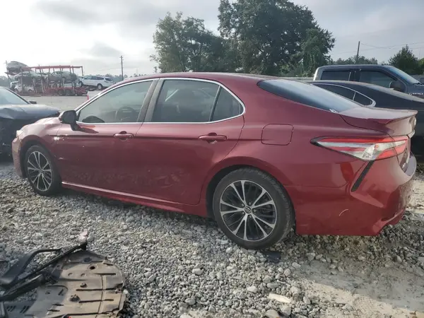 4T1B11HKXJU634066 2018 TOYOTA CAMRY - Image 2