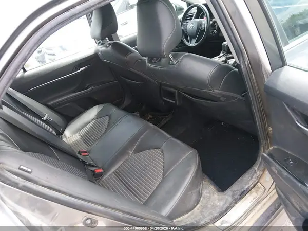 4T1B11HKXJU634228 2018 TOYOTA CAMRY - Image 8