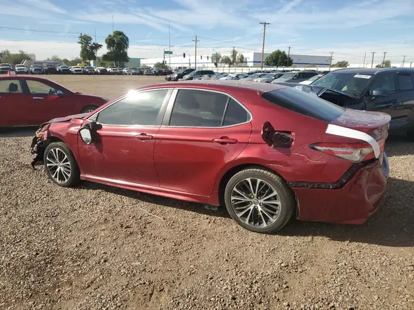 4T1B11HKXJU646072 2018 TOYOTA CAMRY - Image 2
