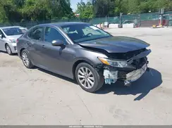 4T1B11HKXJU647271 2018 TOYOTA CAMRY