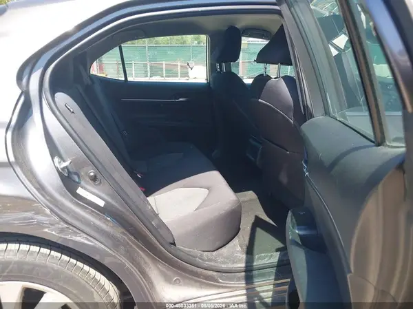 4T1B11HKXJU647271 2018 TOYOTA CAMRY - Image 8