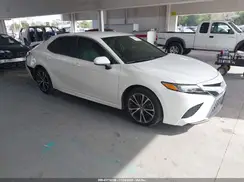 4T1B11HKXJU651353 2018 TOYOTA CAMRY