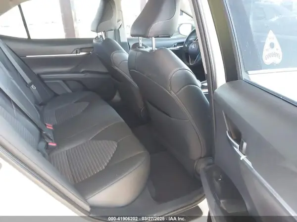 4T1B11HKXJU657699 2018 TOYOTA CAMRY - Image 8
