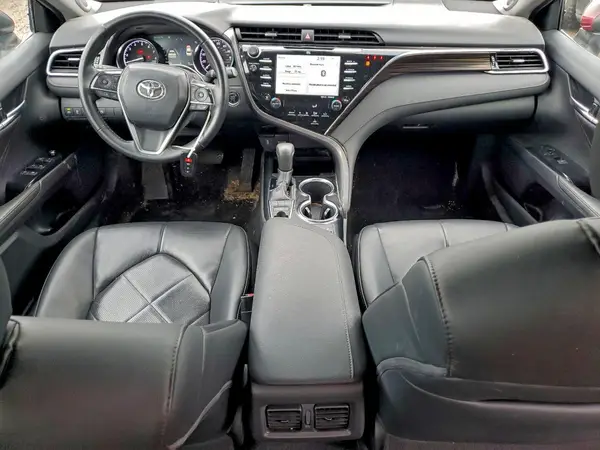 4T1B11HKXJU668072 2018 TOYOTA CAMRY - Image 8