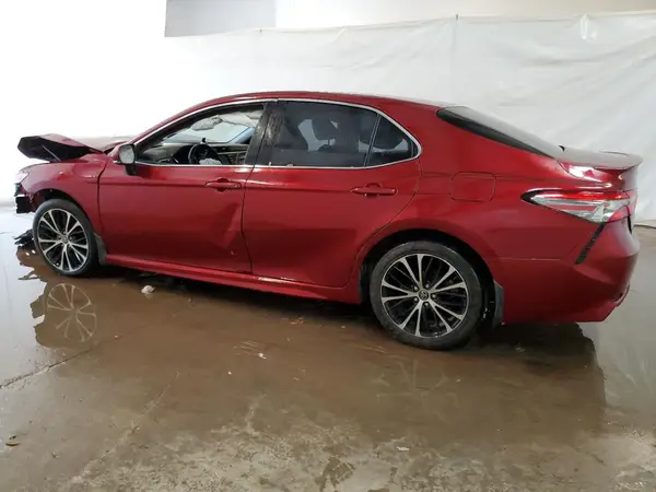 4T1B11HKXJU674213 2018 TOYOTA CAMRY - Image 2