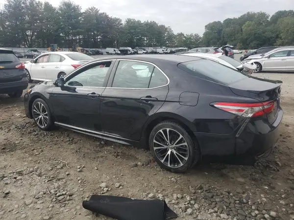 4T1B11HKXJU674499 2018 TOYOTA CAMRY - Image 2