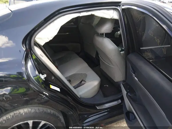 4T1B11HKXJU674521 2018 TOYOTA CAMRY - Image 8