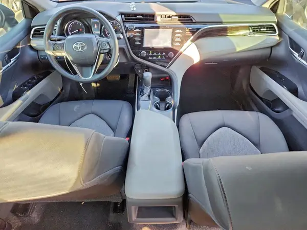 4T1B11HKXJU677046 2018 TOYOTA CAMRY - Image 8