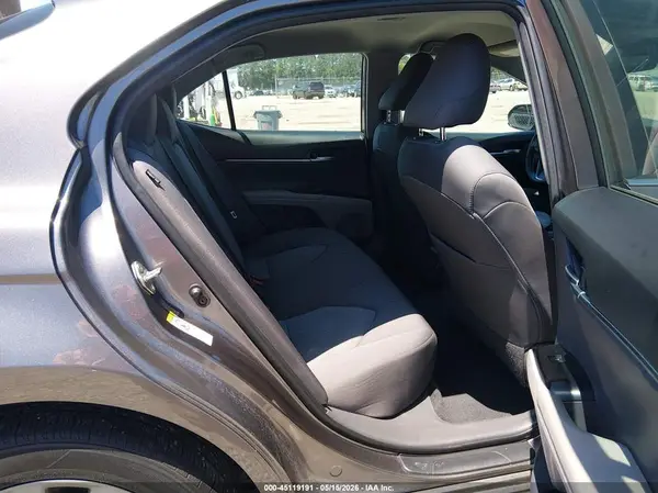 4T1B11HKXJU677371 2018 TOYOTA CAMRY - Image 8