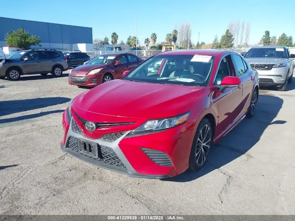 4T1B11HKXKU160430 2019 TOYOTA CAMRY - Image 2