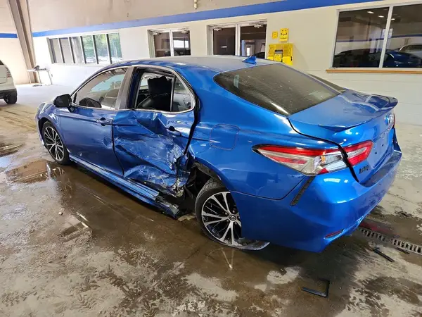 4T1B11HKXKU161657 2019 TOYOTA CAMRY - Image 2