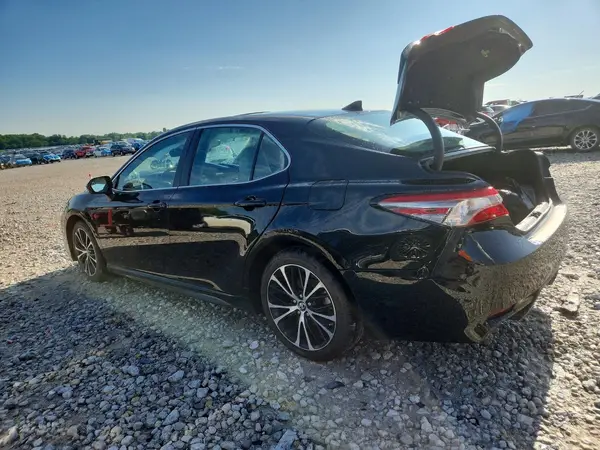 4T1B11HKXKU165904 2019 TOYOTA CAMRY - Image 2