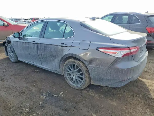 4T1B11HKXKU167250 2019 TOYOTA CAMRY - Image 2