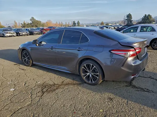 4T1B11HKXKU168334 2019 TOYOTA CAMRY - Image 2