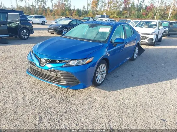 4T1B11HKXKU170245 2019 TOYOTA CAMRY - Image 2