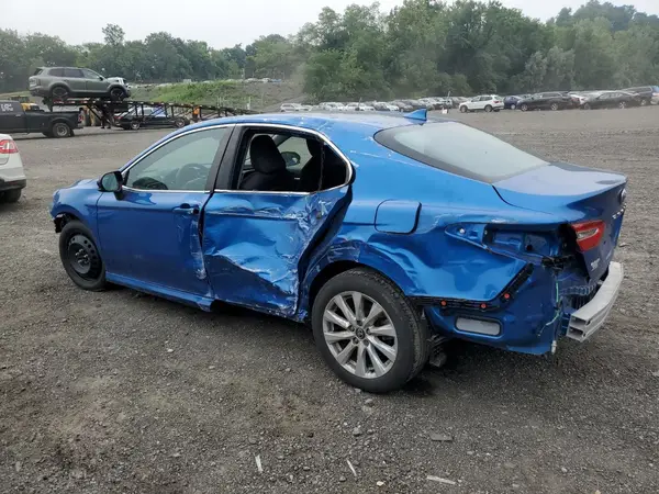 4T1B11HKXKU174392 2019 TOYOTA CAMRY - Image 2