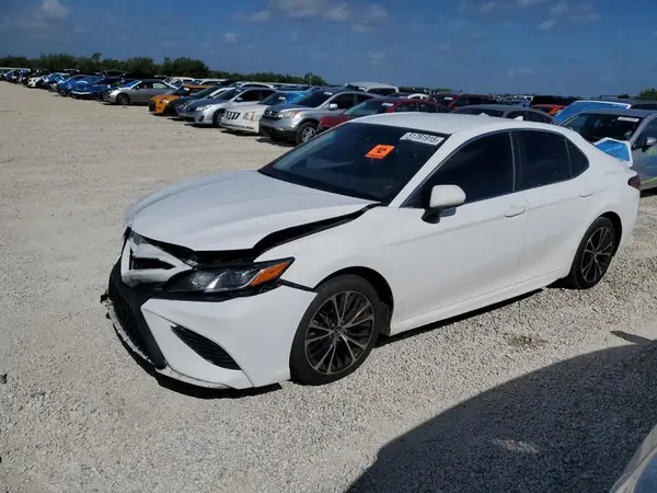 4T1B11HKXKU174487 2019 TOYOTA CAMRY - Image 1