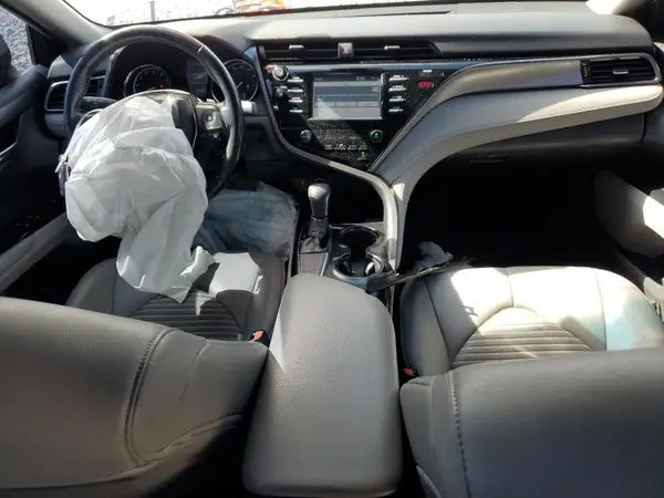 4T1B11HKXKU174487 2019 TOYOTA CAMRY - Image 8