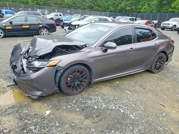 4T1B11HKXKU175512 2019 TOYOTA CAMRY - Image 1