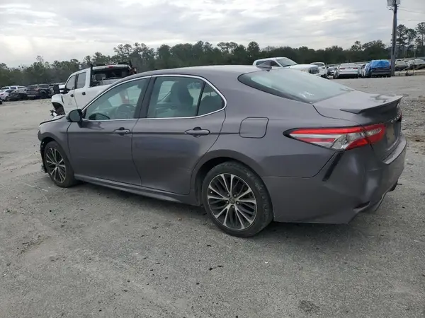 4T1B11HKXKU176482 2019 TOYOTA CAMRY - Image 2