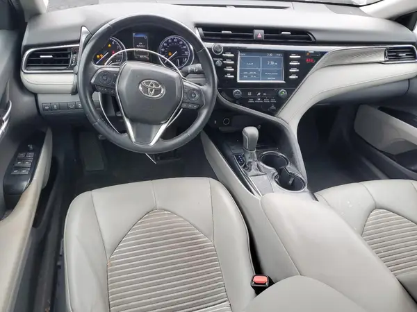 4T1B11HKXKU176482 2019 TOYOTA CAMRY - Image 8