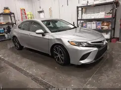 4T1B11HKXKU176689 2019 TOYOTA CAMRY