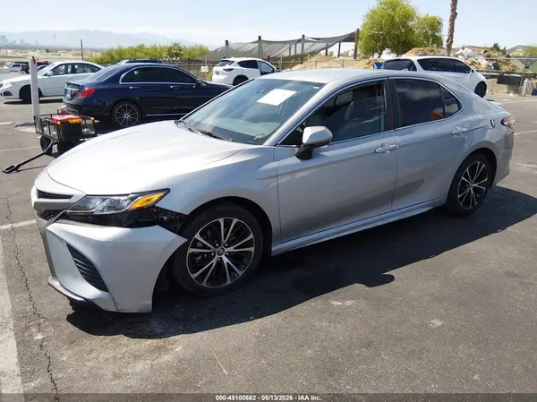 4T1B11HKXKU177258 2019 TOYOTA CAMRY - Image 2
