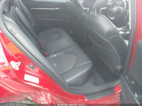 4T1B11HKXKU178801 2019 TOYOTA CAMRY - Image 8